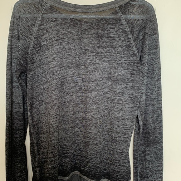 Minnie Mouse Women’s Long Sleeve Shirt - Picture 3 of 3